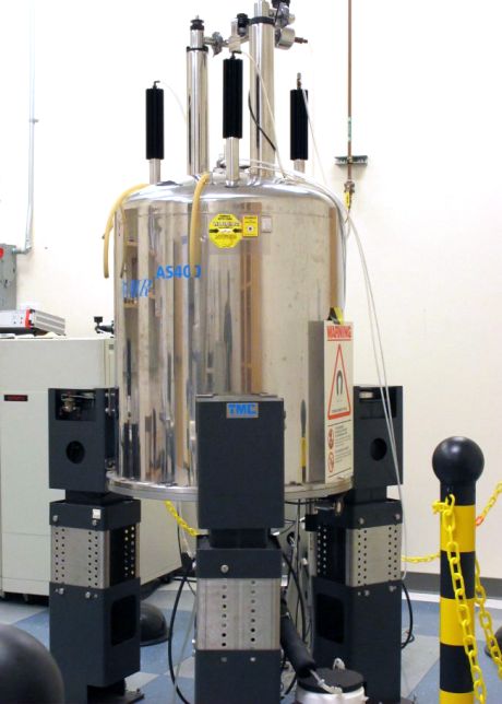Bruker 400